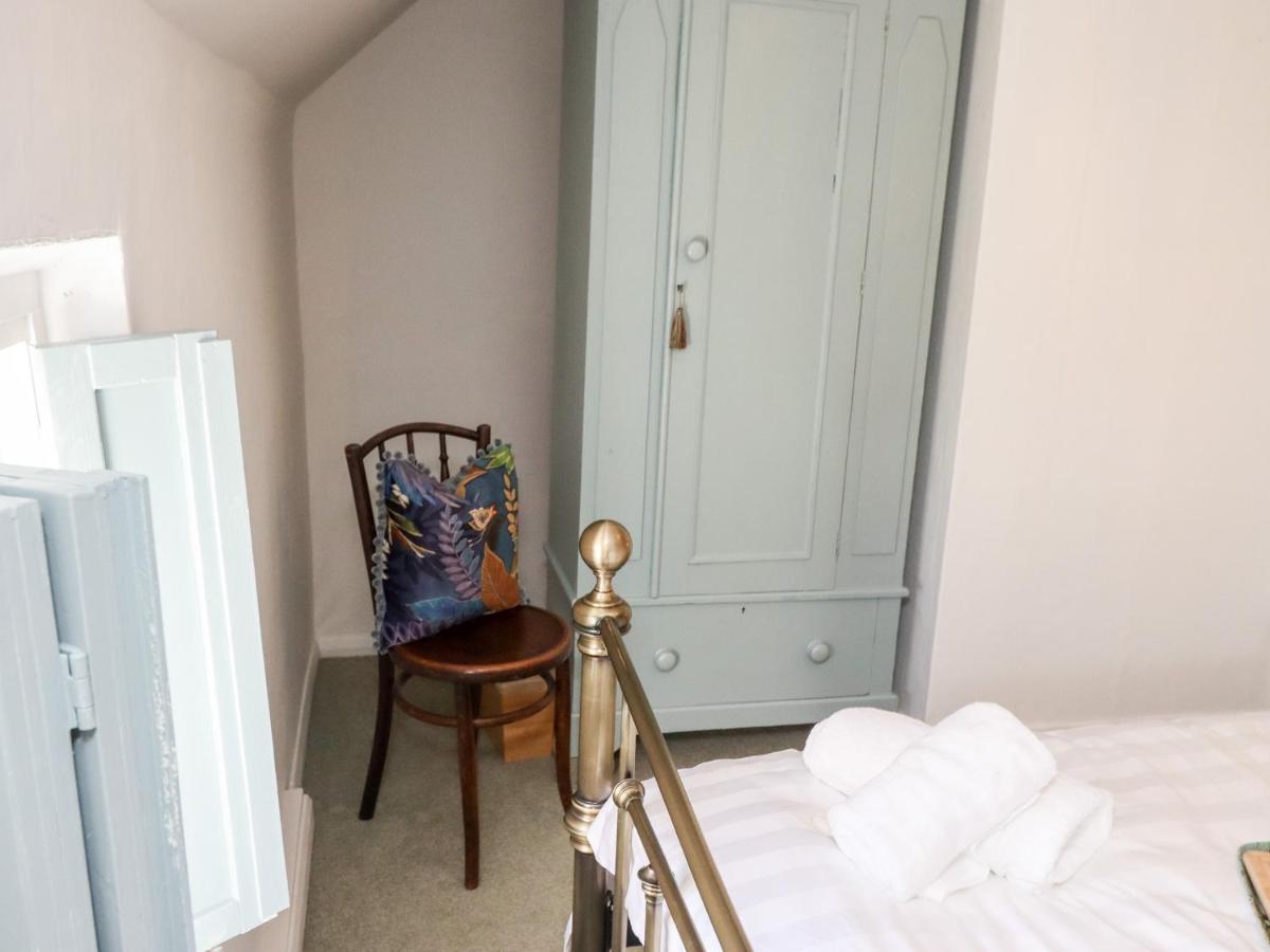 Michaelmass Cottage Уитби Экстерьер фото